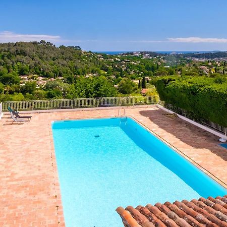 Bas De Villa, Piscine, 3 Etoiles Saint-Paul-de-Vence Luaran gambar